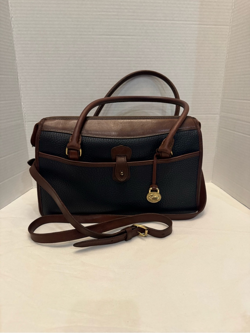 Vintage Dooney & Bourke AWL Navy Satchel Bag Made in USA Duck Fob Strap A6 - Picture 2 of 13